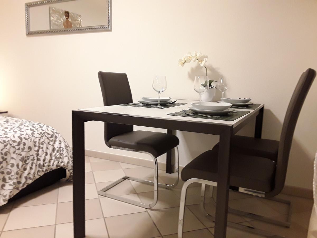 Holidays Homes Il Folletto Quartino Екстер'єр фото