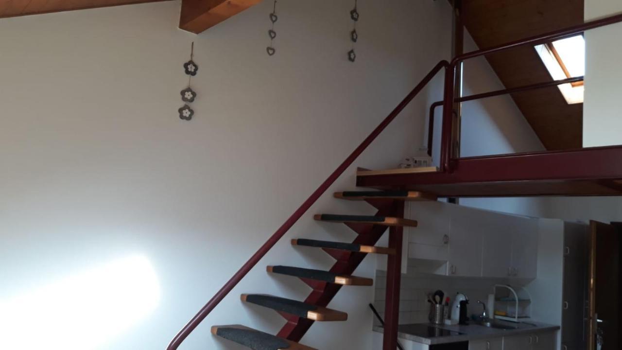 Holidays Homes Il Folletto Quartino Екстер'єр фото
