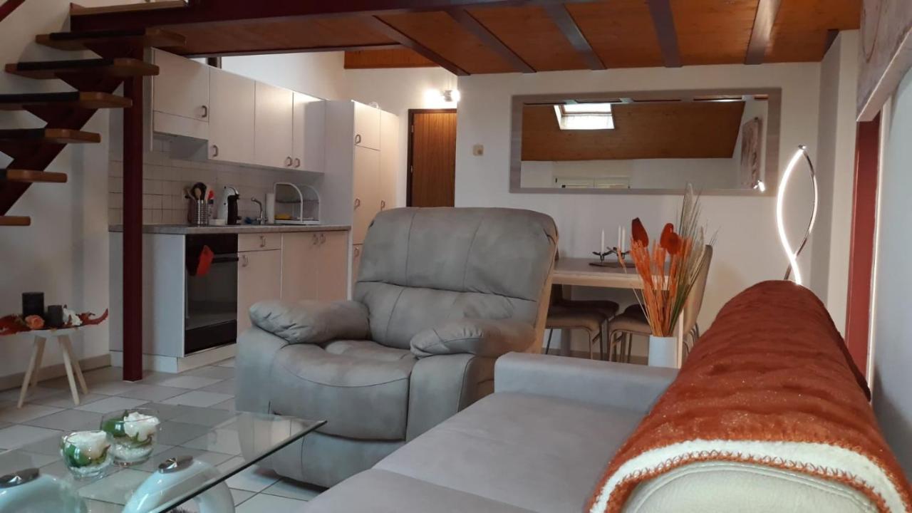 Holidays Homes Il Folletto Quartino Екстер'єр фото