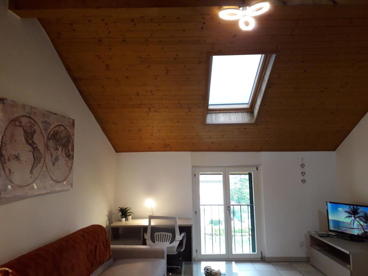 Holidays Homes Il Folletto Quartino Екстер'єр фото