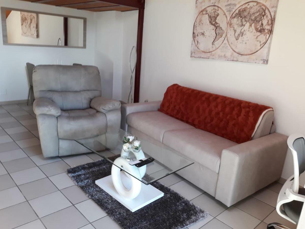 Holidays Homes Il Folletto Quartino Екстер'єр фото