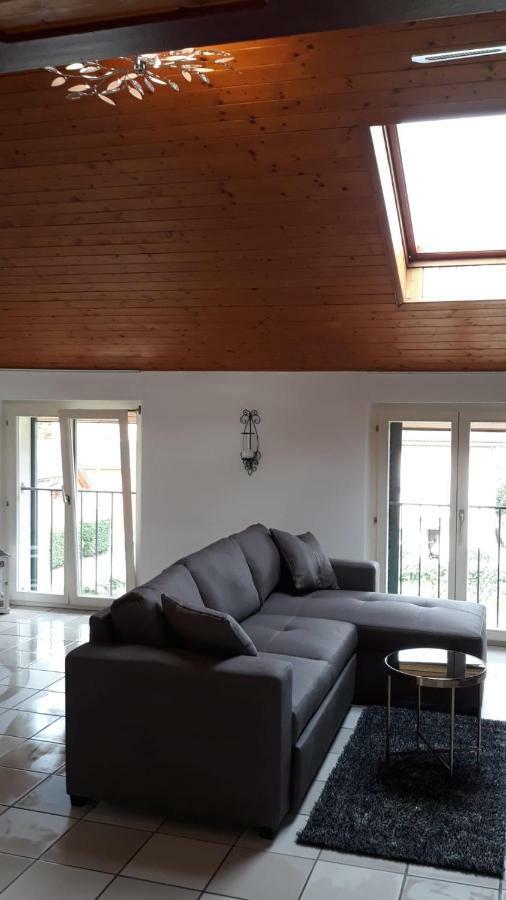 Holidays Homes Il Folletto Quartino Екстер'єр фото